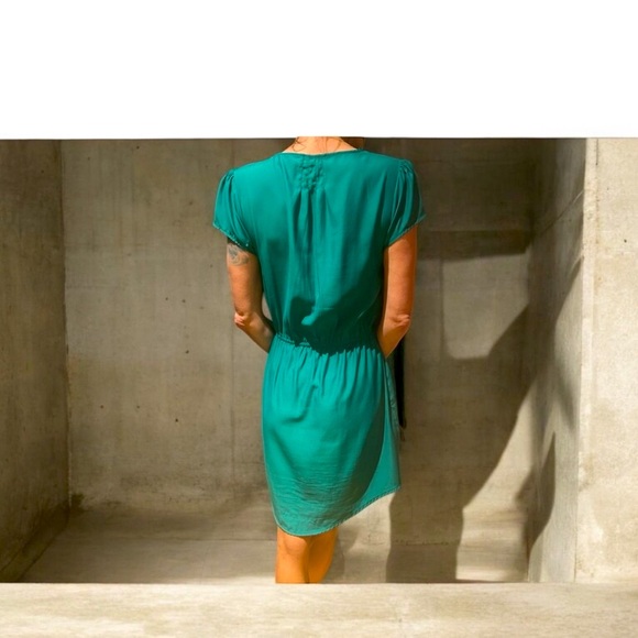 💫Urban Outfitters vintage Women’s  Kimchi Blue Shirt Dress - Picture 2 of 6